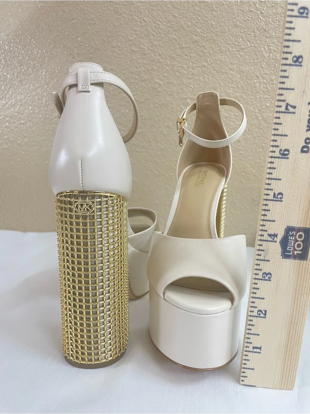 Michael Kors chic cream